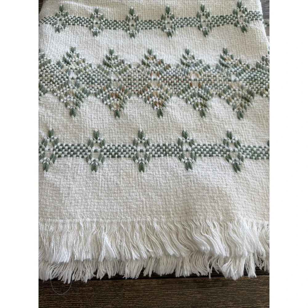Scandinavian Woven Table Cloth Or Throw - White  62X50 In Excellent Condition!